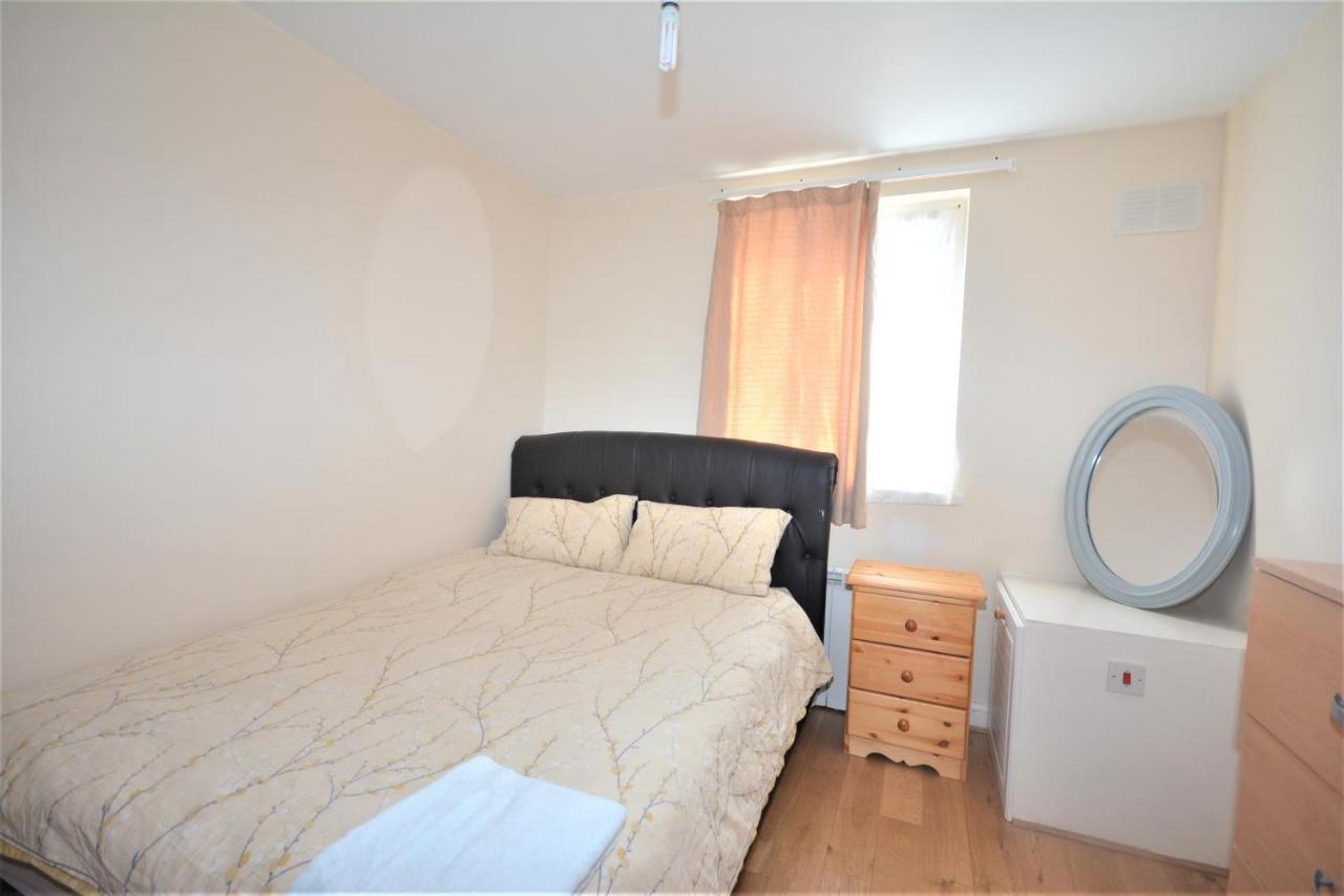 London Deluxe 6 Bedroom House Dagenham Exteriér fotografie